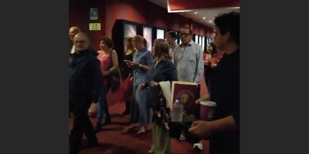 #30Oct | #Entretenimiento | Circuito Éxitos y Fama 98.1 FM llevan a sus aliados al cine