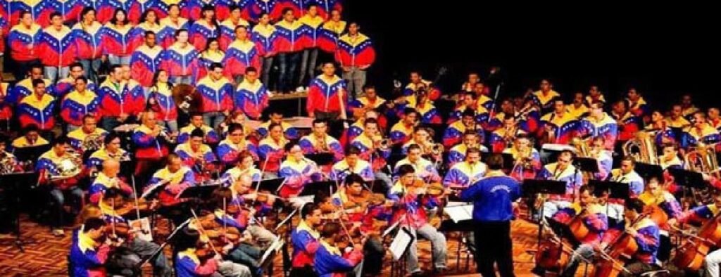 #27Oct | #Entretenimiento | La Sinfónica Simón Bolívar y Franz Schubert interpretan a Mahler